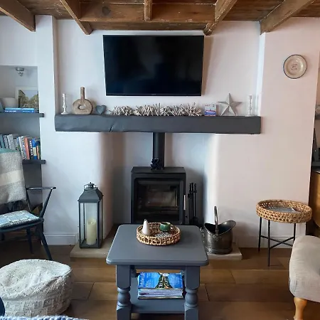 Holiday home Shrimp - 3 Bed Renovated With Stunning Sea Views