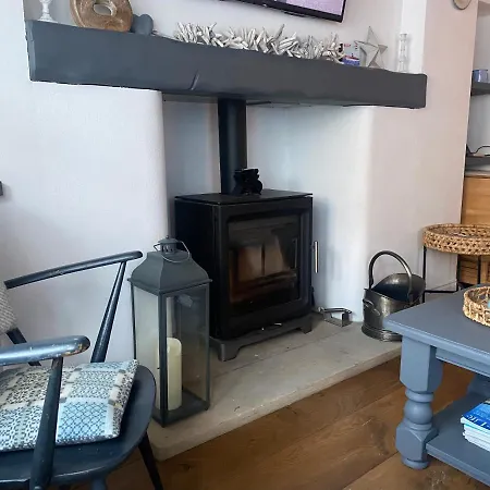 Shrimp - 3 Bed Renovated With Stunning Sea Views *