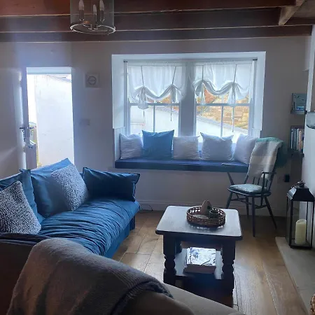 Shrimp - 3 Bed Renovated With Stunning Sea Views *