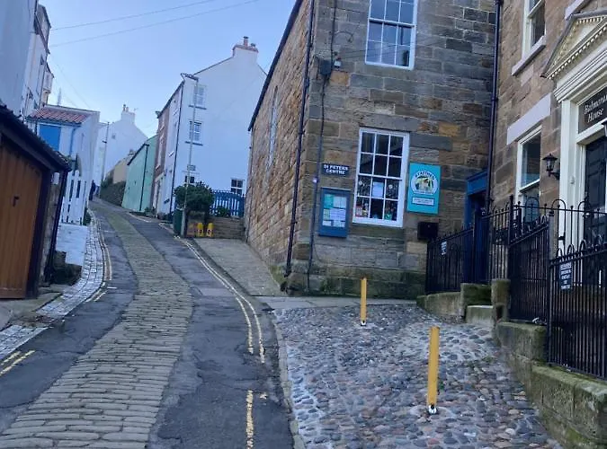 Shrimp - 3 Bed Renovated With Stunning Sea Views Holiday home *