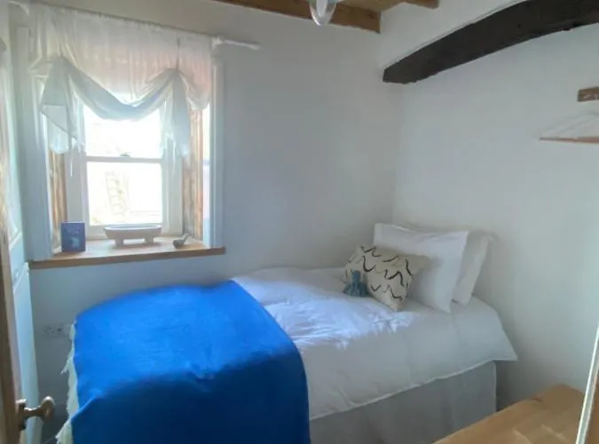 Shrimp - 3 Bed Renovated With Stunning Sea Views *