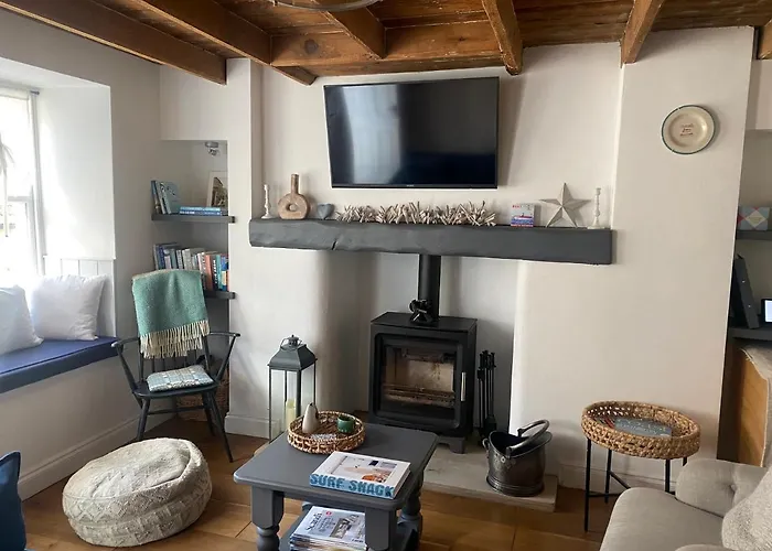 Shrimp - 3 Bed Renovated With Stunning Sea Views Staithes