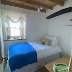 Shrimp - 3 Bed Renovated With Stunning Sea Views *