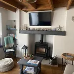 Shrimp - 3 Bed Renovated With Stunning Sea Views Staithes